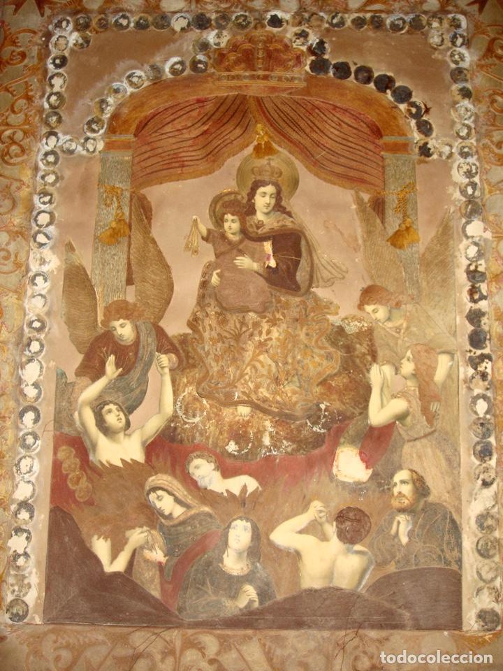 Antig&uuml;edades: Virgen del Carmen &middot; Composici&oacute;n devocional textil &middot; ca. 1850&ndash;1900 - Foto 3