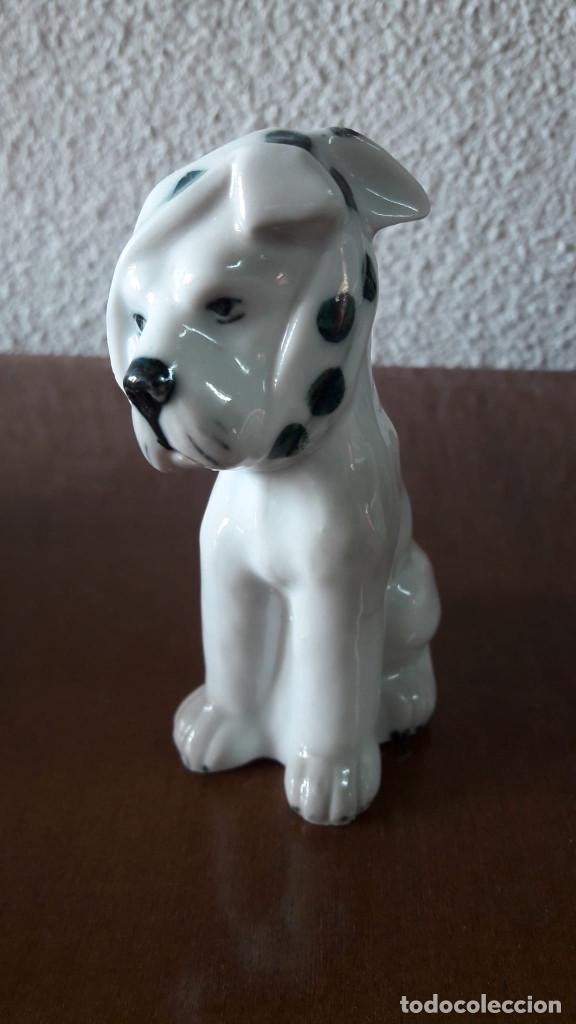 Antig&uuml;edades: Perrito de porcelana - Foto 1