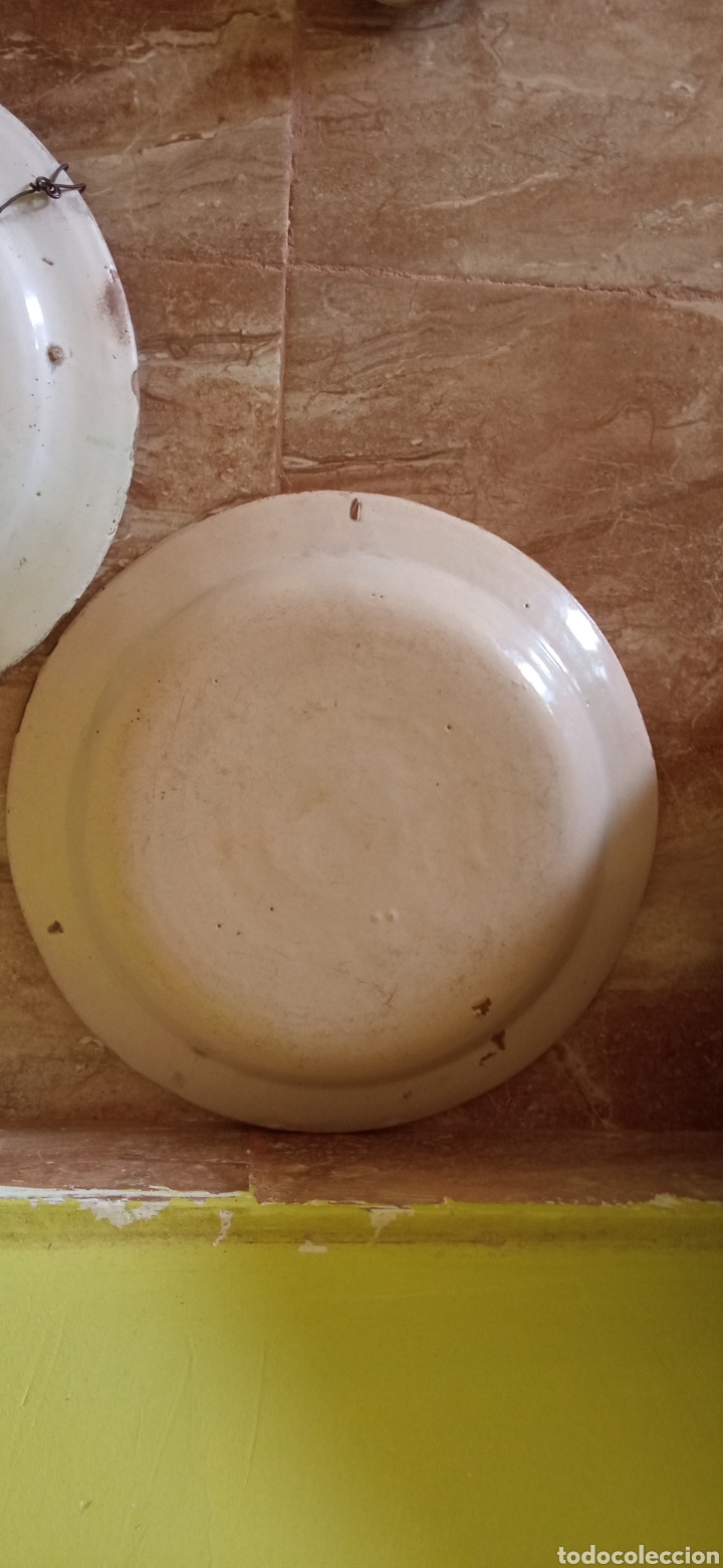 Antig&uuml;edades: Dos platos antiguo pintado amano - Foto 4