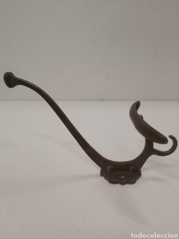 Antig&uuml;edades: Colgadores perchero bronce - Foto 4