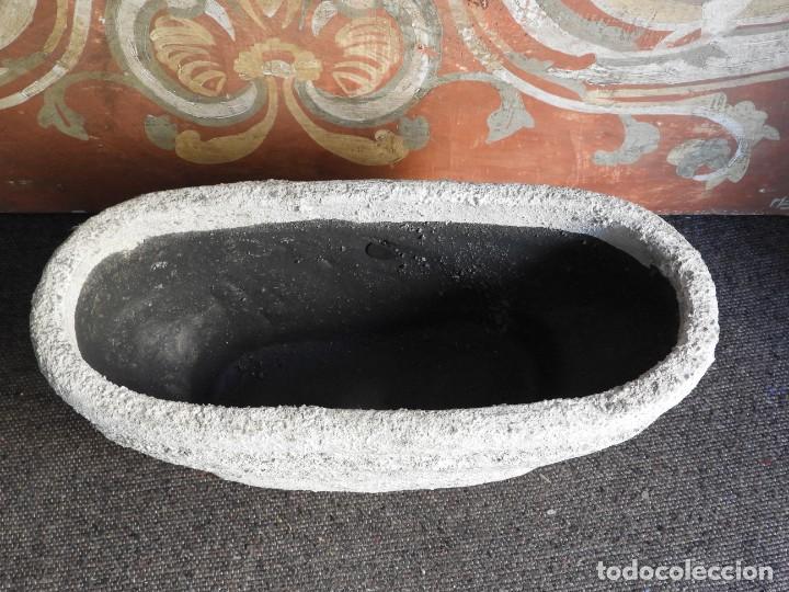 Antig&uuml;edades: JARDINERA O MACETERO DE TERRACOTA - Foto 2
