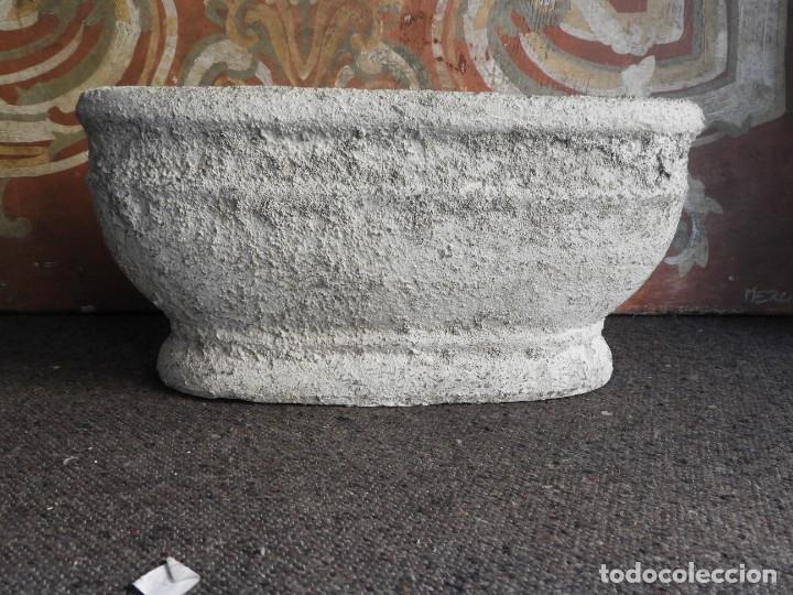 Antig&uuml;edades: JARDINERA O MACETERO DE TERRACOTA - Foto 3