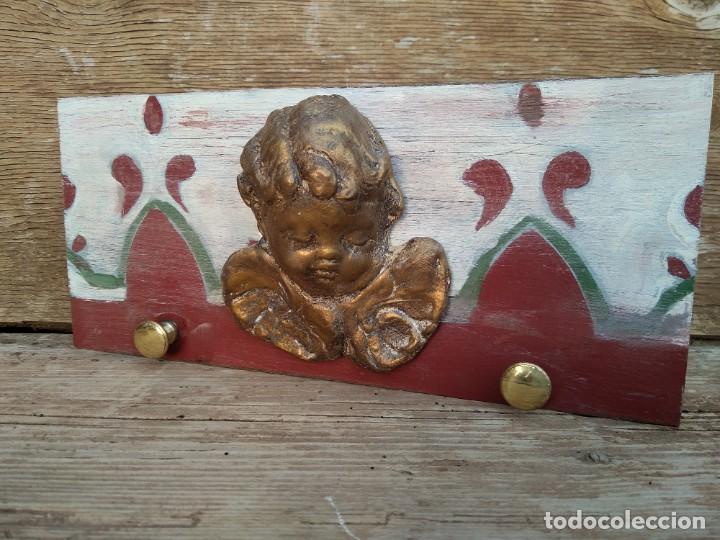 Antig&uuml;edades: perchero 2 ganchos - Foto 2