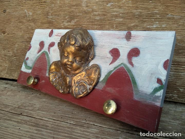 Antig&uuml;edades: perchero 2 ganchos - Foto 1