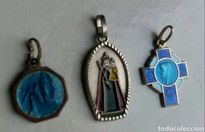 Antig&uuml;edades: 3 medallas religiosas - Foto 3