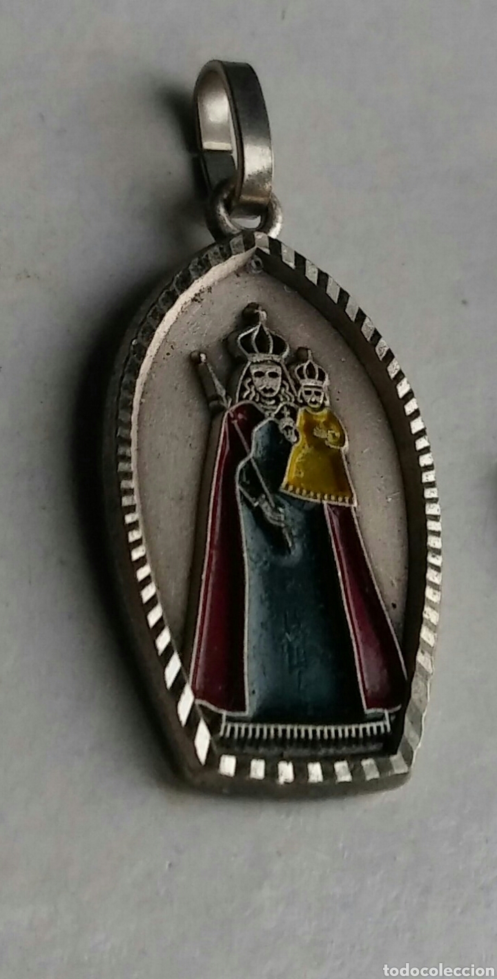 Antig&uuml;edades: 3 medallas religiosas - Foto 5
