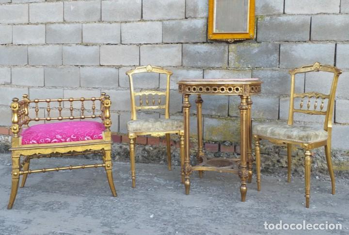 Oggetti Antichi: Velador antiguo estilo Luis XVI pan de oro + 3 sillas antiguas doradas estilo francés mesa gueridón.