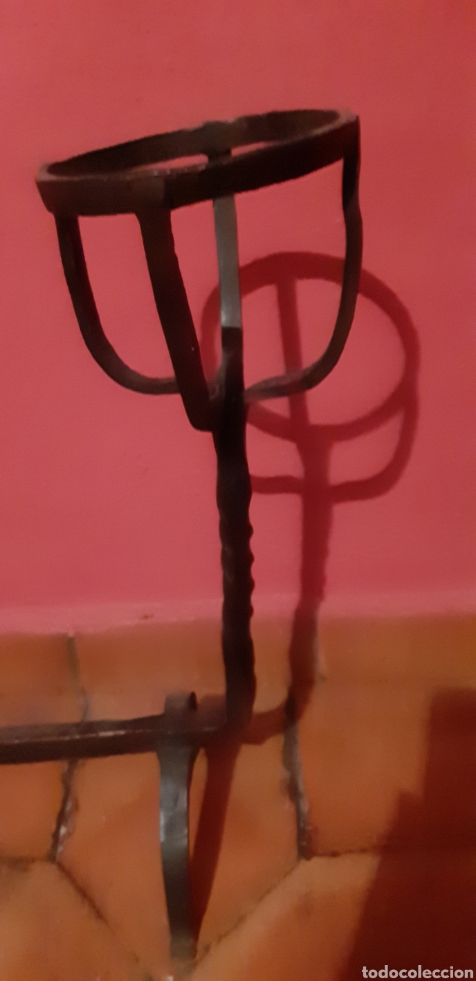 Antig&uuml;edades: Morillo muy original de forja - Foto 3