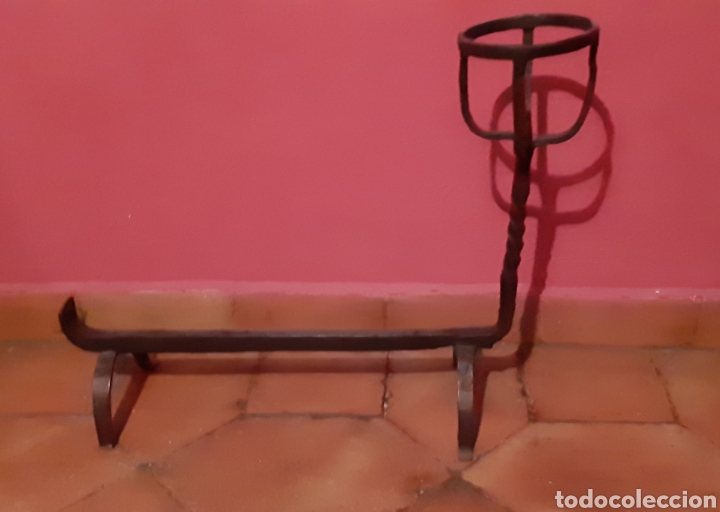 Antig&uuml;edades: Morillo muy original de forja - Foto 1