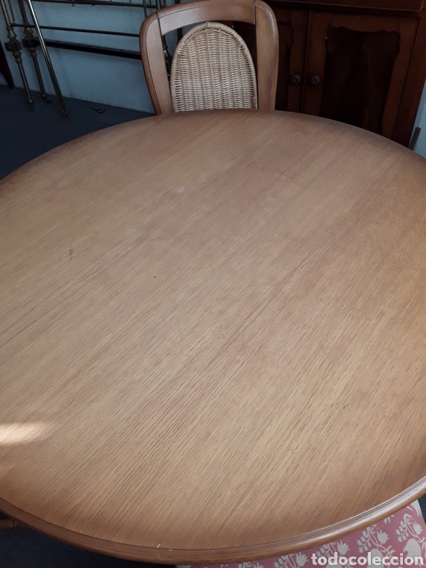 Antig&uuml;edades: Juego de mesa y 4 sillas - Foto 2