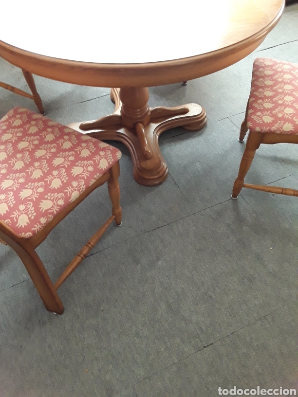 Antig&uuml;edades: Juego de mesa y 4 sillas - Foto 11