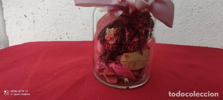 Antig&uuml;edades: bote de cristal perfumado - Foto 2