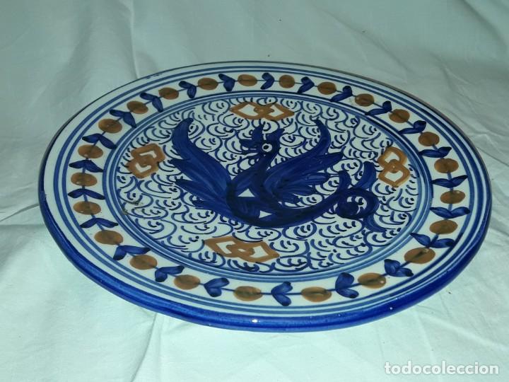 Antigüedades: Bello plato de cerámica con dragón - Foto 4 - 300290303