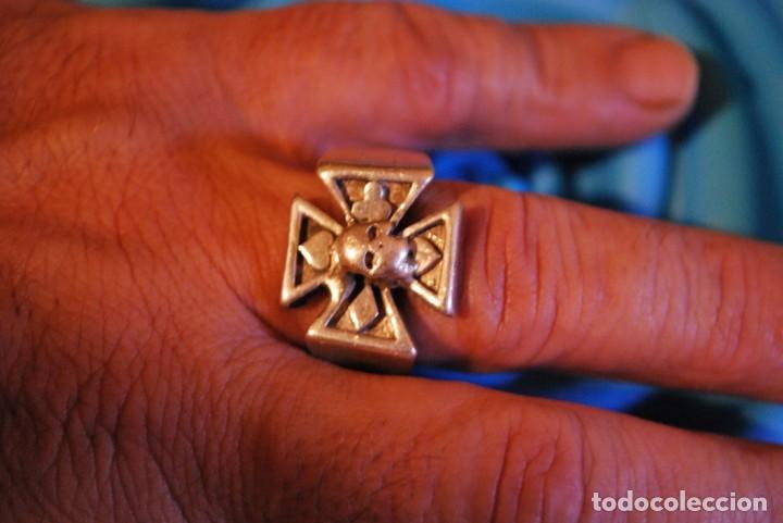 Antig&uuml;edades: Anillo de plata. - Foto 1