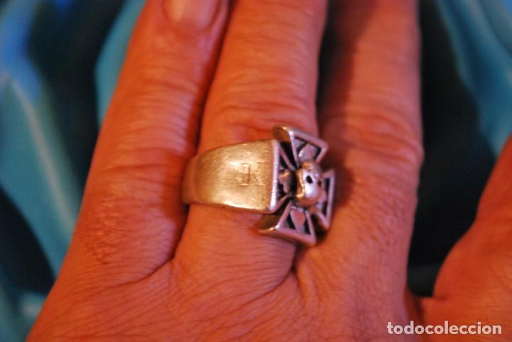 Antig&uuml;edades: Anillo de plata. - Foto 3