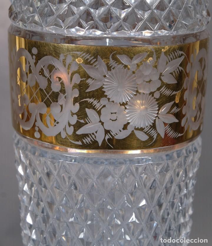 Antig&uuml;edades: Florero en cristal checo siglo XX - Foto 6