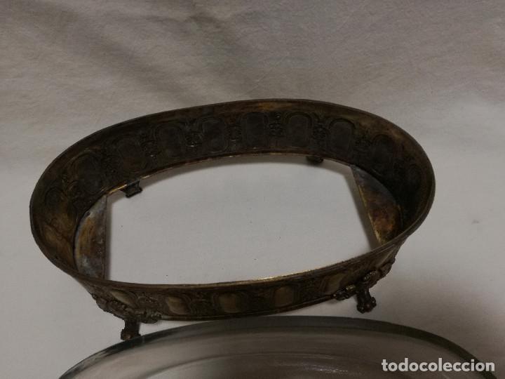 Antig&uuml;edades: ANTIGUO CENTRO DE MESA DE BRONCE / LATON CON RECIPIENTE DE CRISTAL - Foto 10