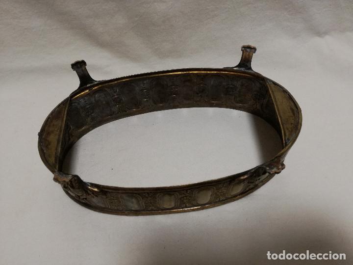 Antig&uuml;edades: ANTIGUO CENTRO DE MESA DE BRONCE / LATON CON RECIPIENTE DE CRISTAL - Foto 18