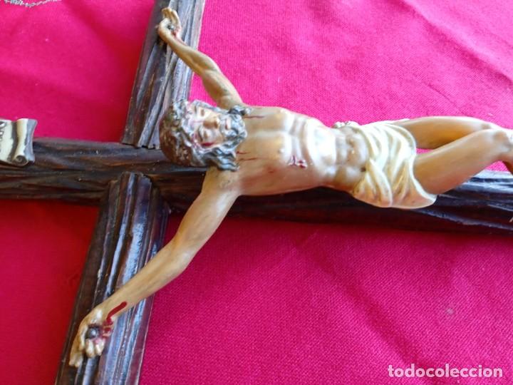 Antig&uuml;edades: Crucifijo antiguo - Foto 3
