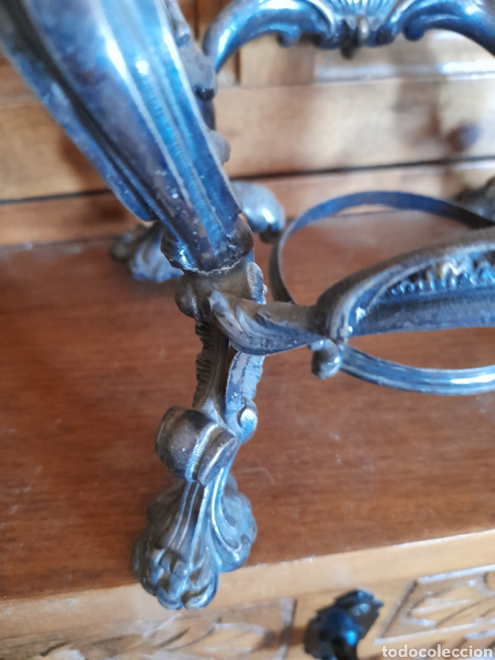 Antig&uuml;edades: Antiguo centro de mesa de bronce modernista - Foto 5