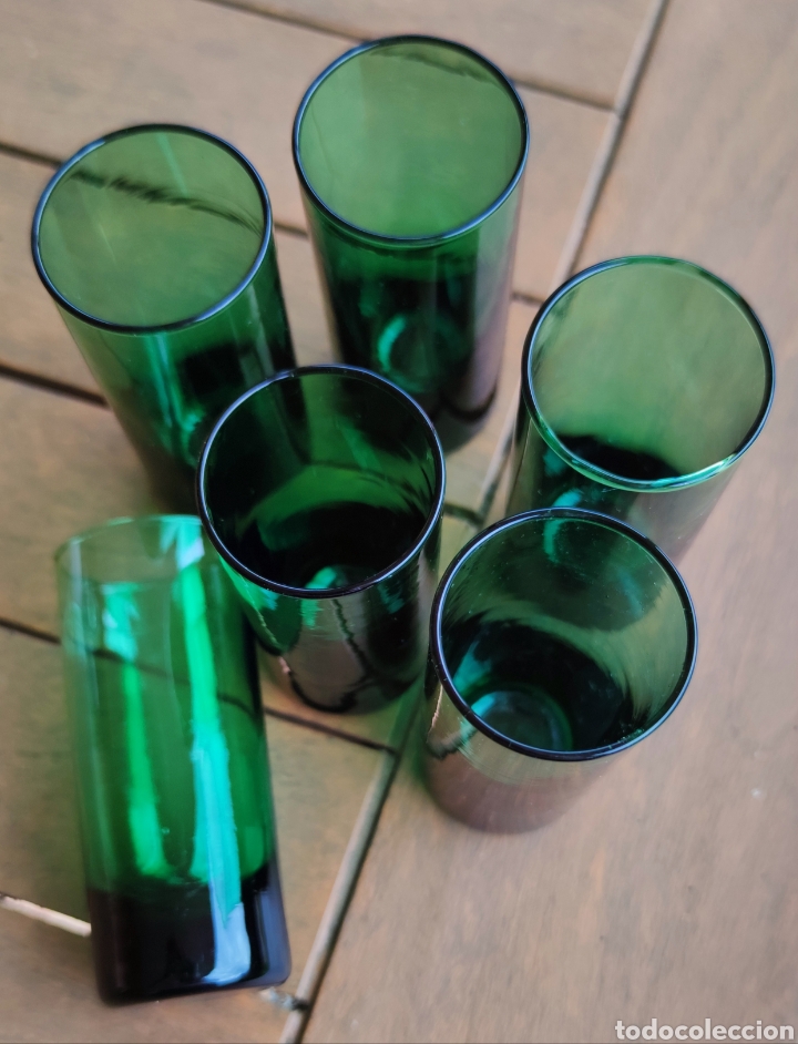 Antig&uuml;edades: VASITOS DE LICOR DE CRISTAL VERDE - Foto 3