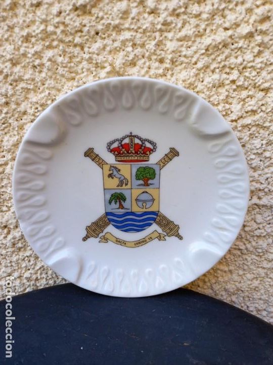 Antig&uuml;edades: Plato de Regimiento Militar. Ej&eacute;rcito de Tierra. - Foto 1