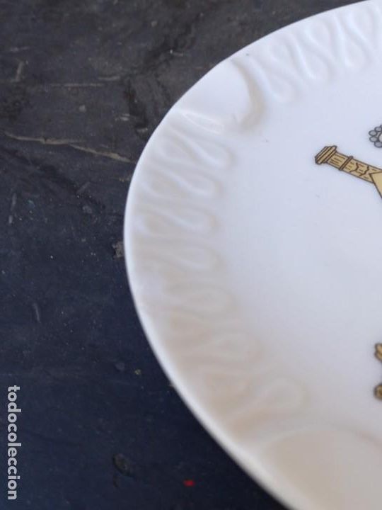 Antig&uuml;edades: Plato de Regimiento Militar. Ej&eacute;rcito de Tierra. - Foto 3