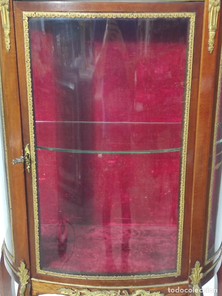 Antigüedades: Bonita Vitrina - Napoleón III, Francia - Madera y Bronce - Interior Iluminado - S. XIX - Foto 10 - 300793563