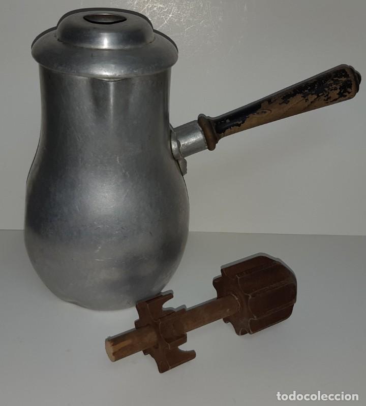Antig&uuml;edades: CHOCOLATERA ALUMINIO DE MMM - Foto 1