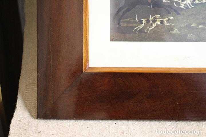 Antig&uuml;edades: marco de madera con grabado - Foto 11