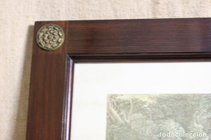 Antig&uuml;edades: marco de madera con grabado - Foto 5