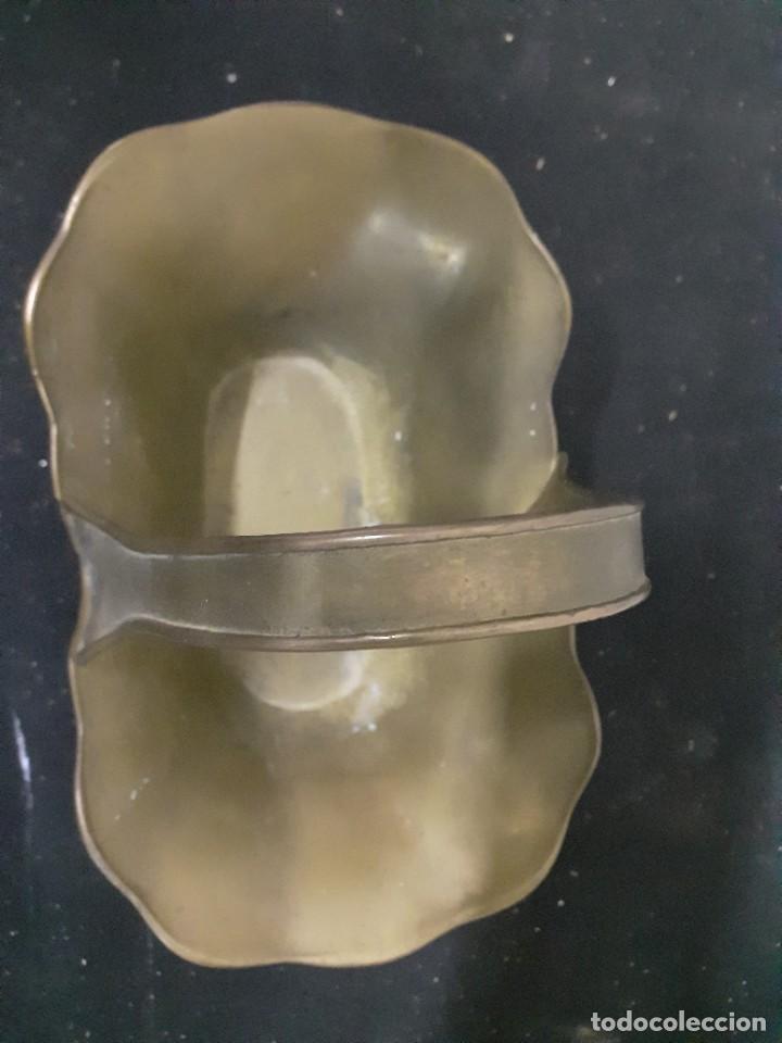 Antig&uuml;edades: Cesto de bronce 20 x 26 cms - Foto 5