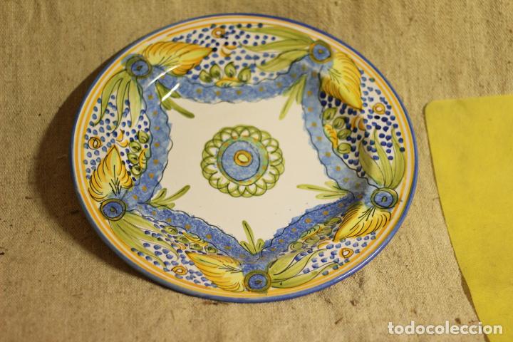 Antig&uuml;edades: plato de manises - Foto 1