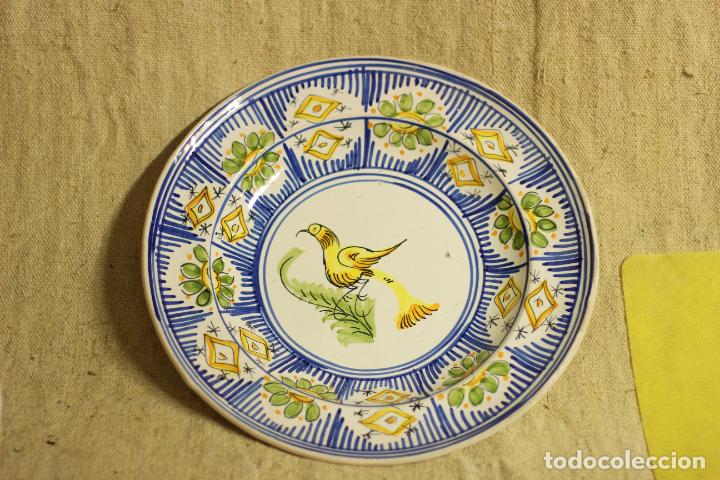 Antig&uuml;edades: plato de manises - Foto 1