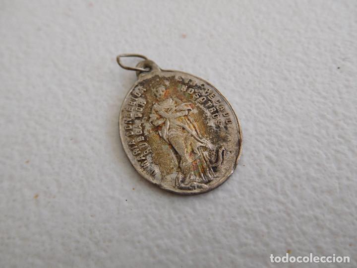 Antig&uuml;edades: Medalla de plata de San Jos&eacute; - Foto 2