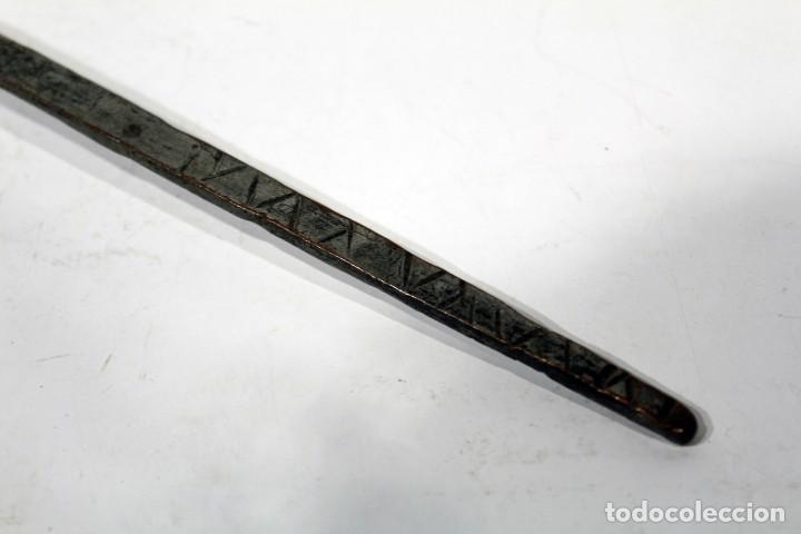 Antig&uuml;edades: ANTIGUO CUCHAR&Oacute;N EN METAL - Foto 2