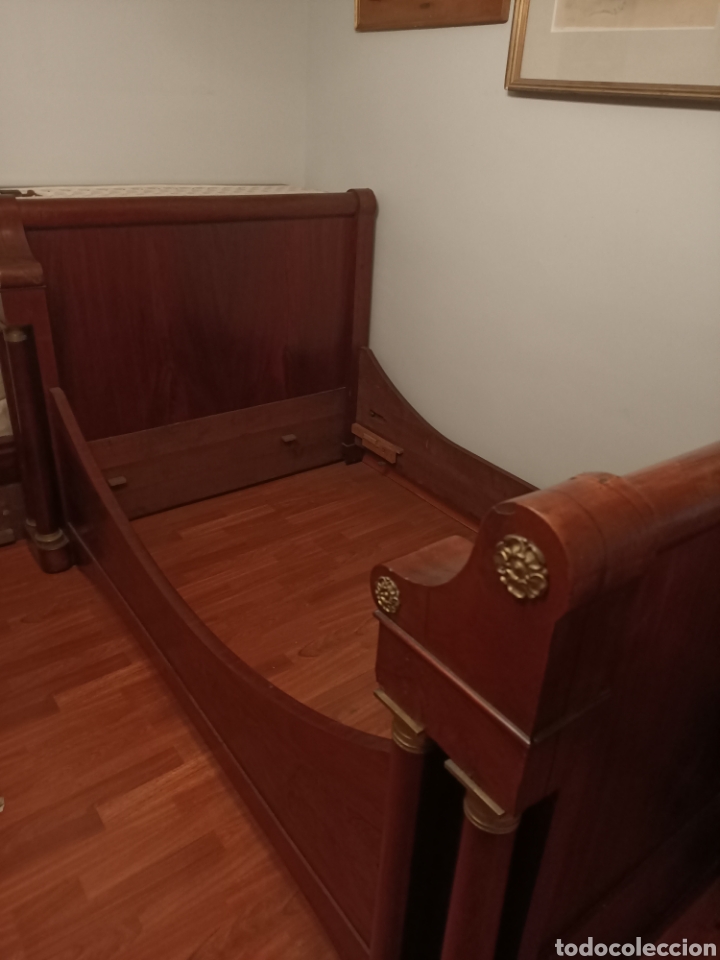Antig&uuml;edades: Antigua cama estilo imperio - Foto 3
