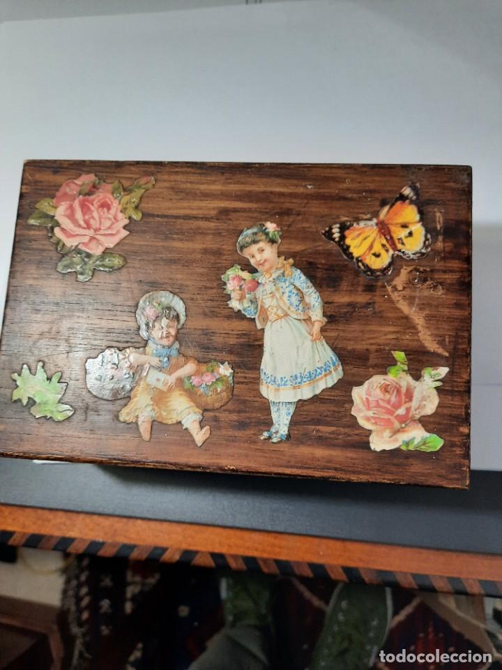 Antig&uuml;edades: Antigua caja de madera - Foto 1