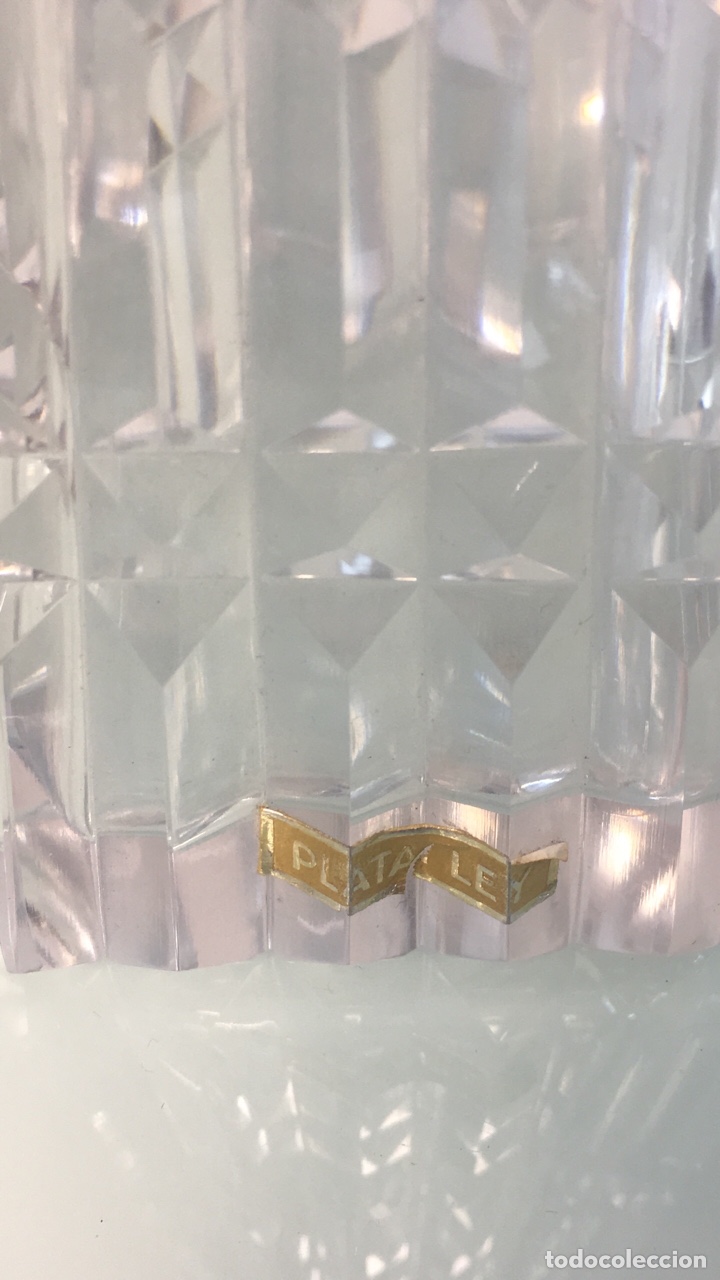 Antig&uuml;edades: Botellas de cristal tallado y cuello de plata - Foto 4