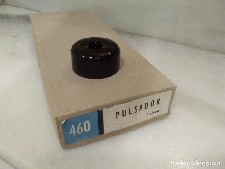 Antig&uuml;edades: Plastimetal caja 10 pulsadores pulsador a&ntilde;o 1967 ref. 460 nuevos