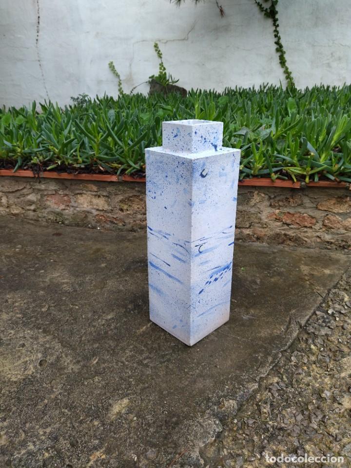 Antig&uuml;edades: Jarr&oacute;n cuadrado - Foto 2