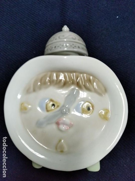 Antig&uuml;edades: Hucha reloj porcelana - Foto 1