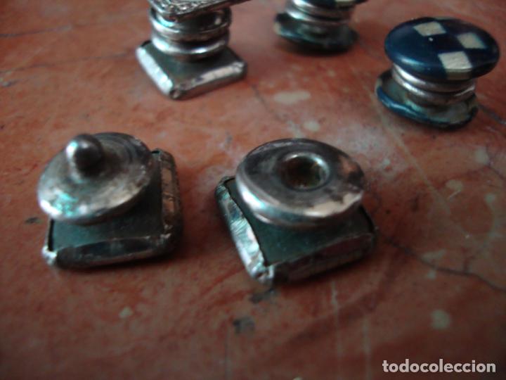 Antig&uuml;edades: antiguos cubrebotones y gemelos - Foto 4