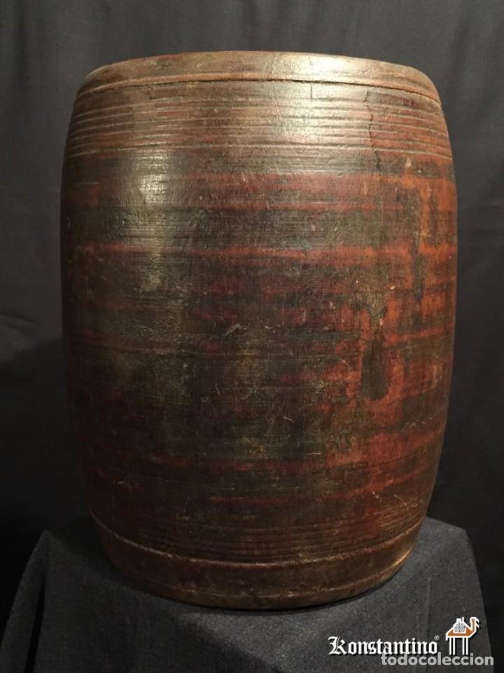 Antig&uuml;edades: Recipiente antiguo de Indonesia en madera 34x24 cms - Foto 1