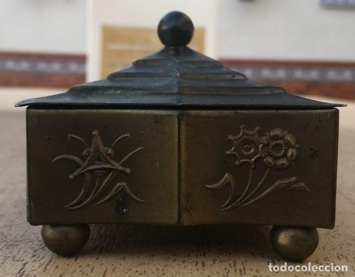 Antig&uuml;edades: Joyero met&aacute;lico - Foto 2