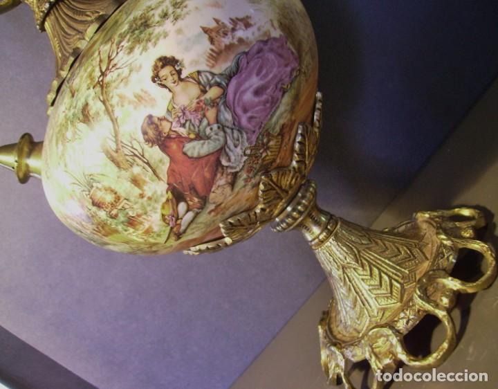 Antig&uuml;edades: ROTUNDO Y GRAN BOTIJO DE PORCELANA Y BRONCE - Foto 17