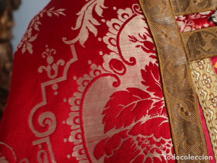 Antigüedades: Capa pluvial confeccionada en seda brocada. Hacia 1900. - Foto 10 - 301666468