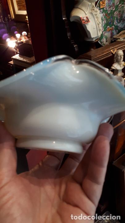 Antig&uuml;edades: Cristal de opalina siglo XIX - Foto 2