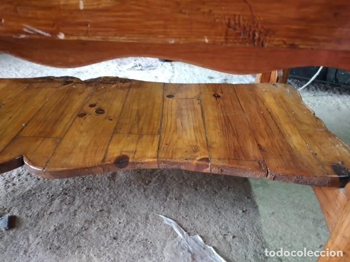 Antig&uuml;edades: Original mesa de centro de madera de pino y cristal estilo rustico. - Foto 9