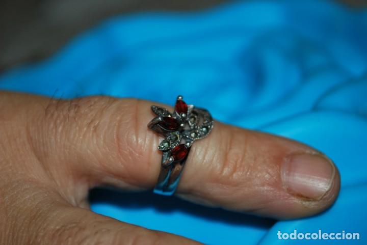 Antig&uuml;edades: Anillo de plata con granates y marquesitas - Foto 3